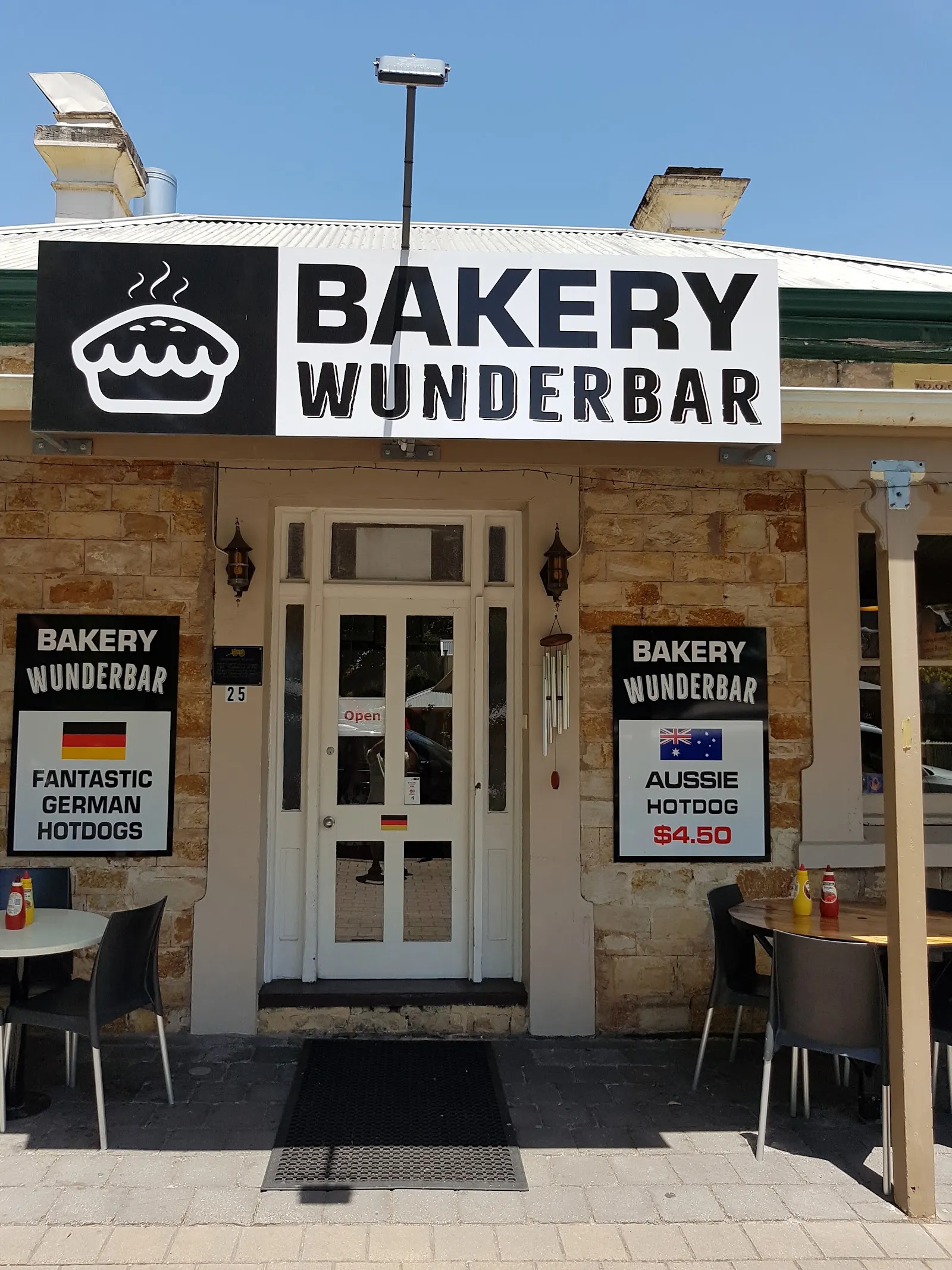 Wunderbar Dog Haus
