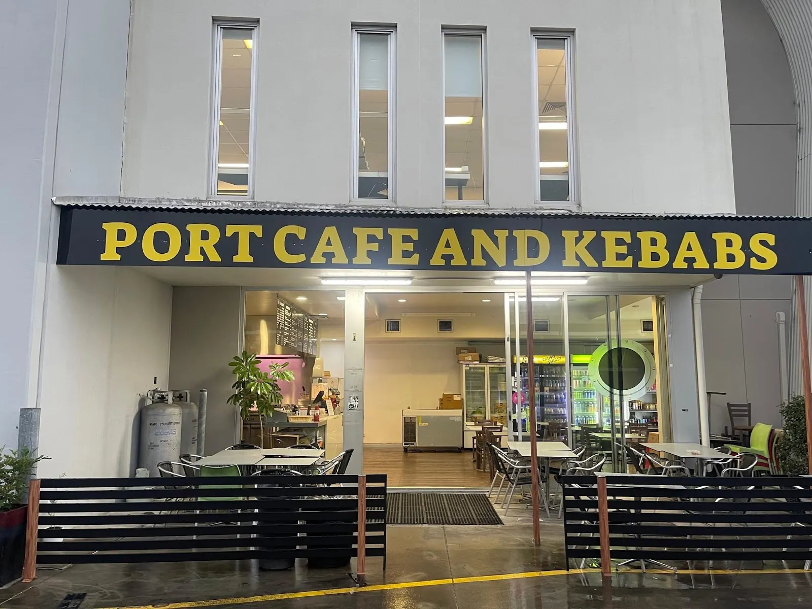 Port Cafe and Kebabs