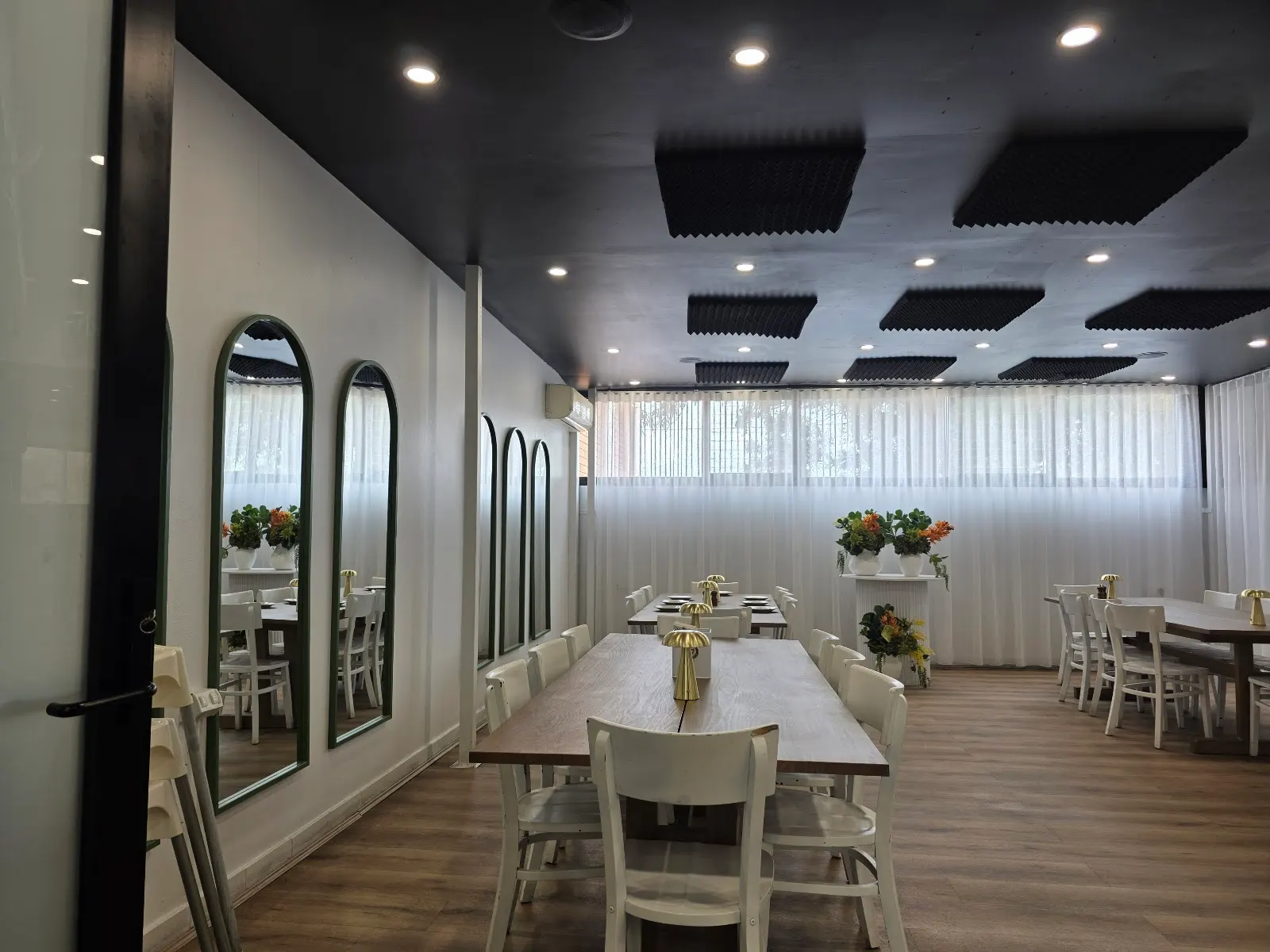 Cafe 77 Bakery and Restaurant