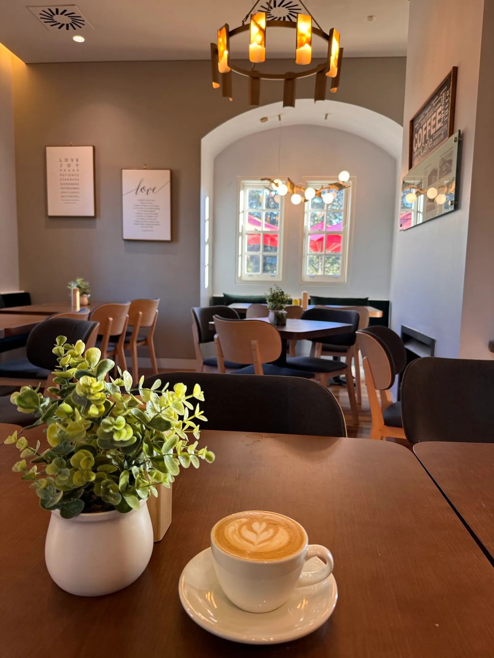 Gardener’s Lodge Cafe