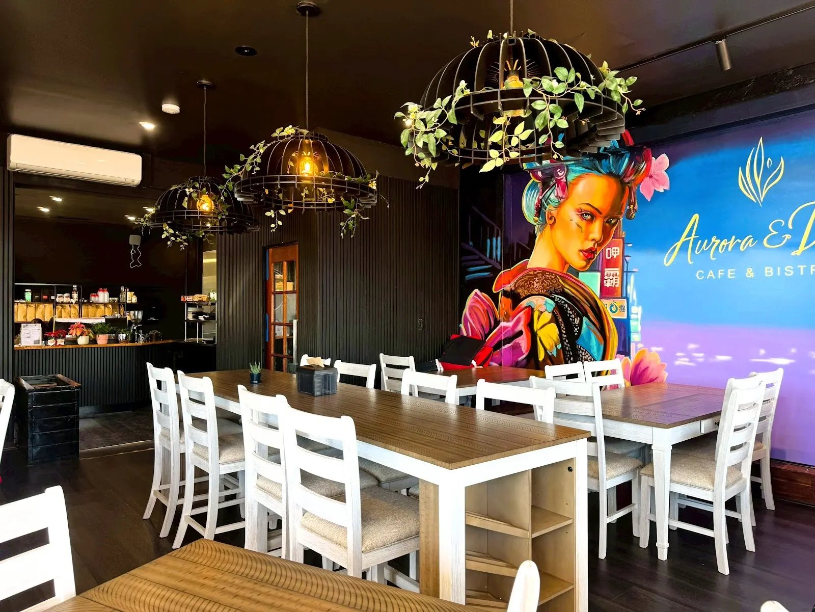 Aurora & Dusk cafe bistro
