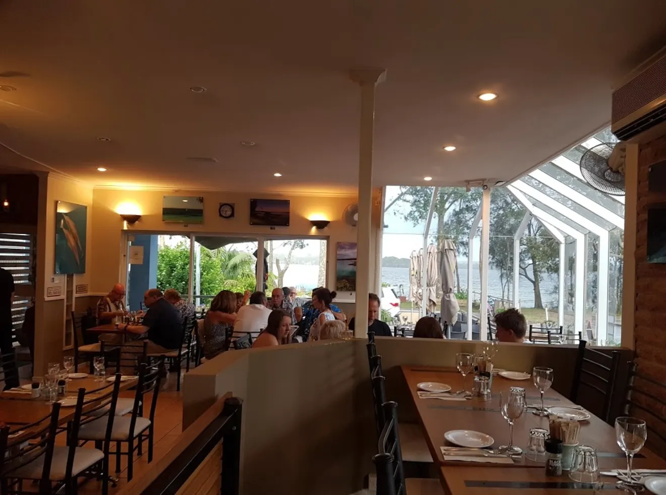 Basin Breeze Pavilion - Waterfront Dining