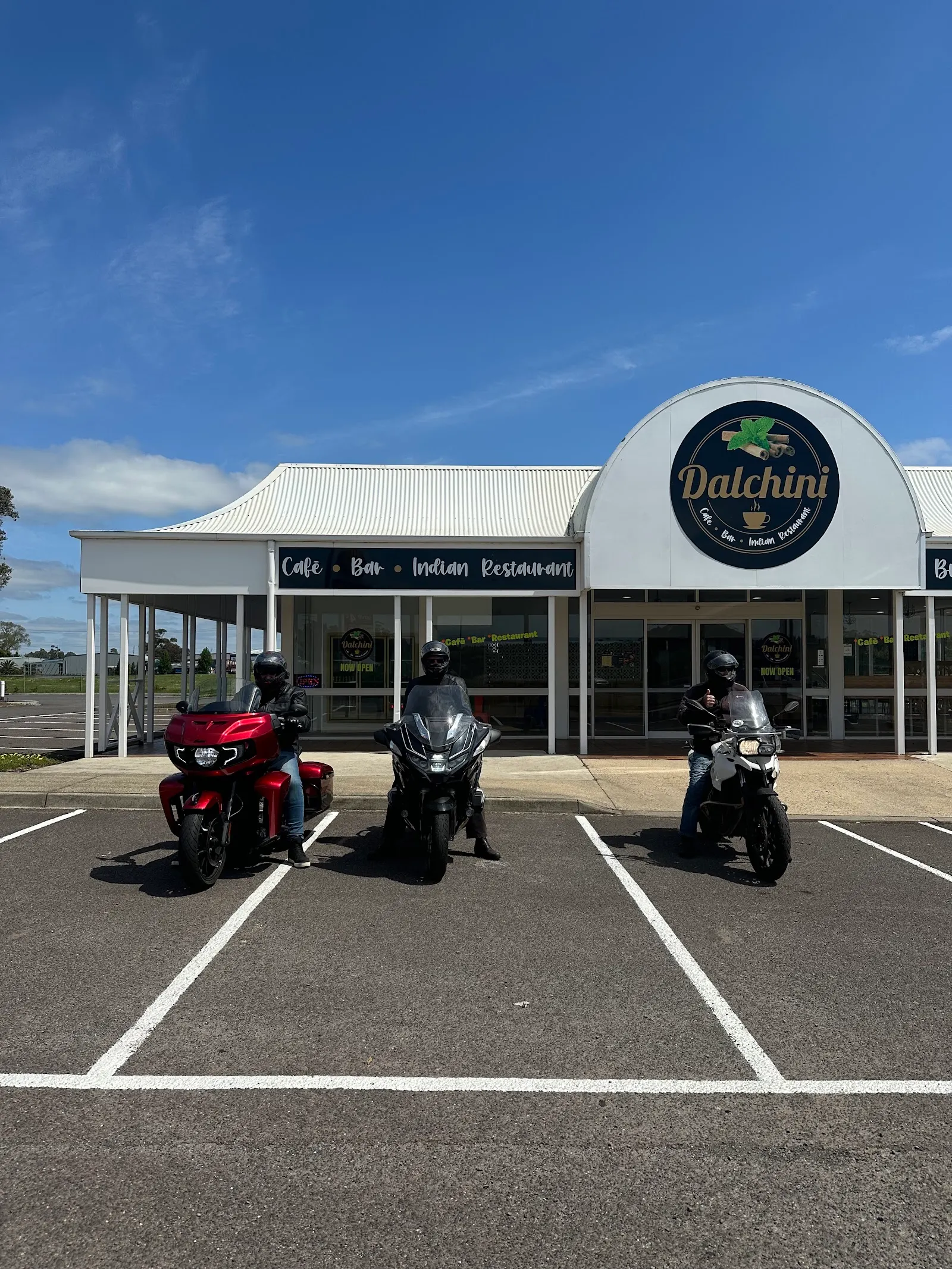 Dalchini café, bar and Indian restaurant