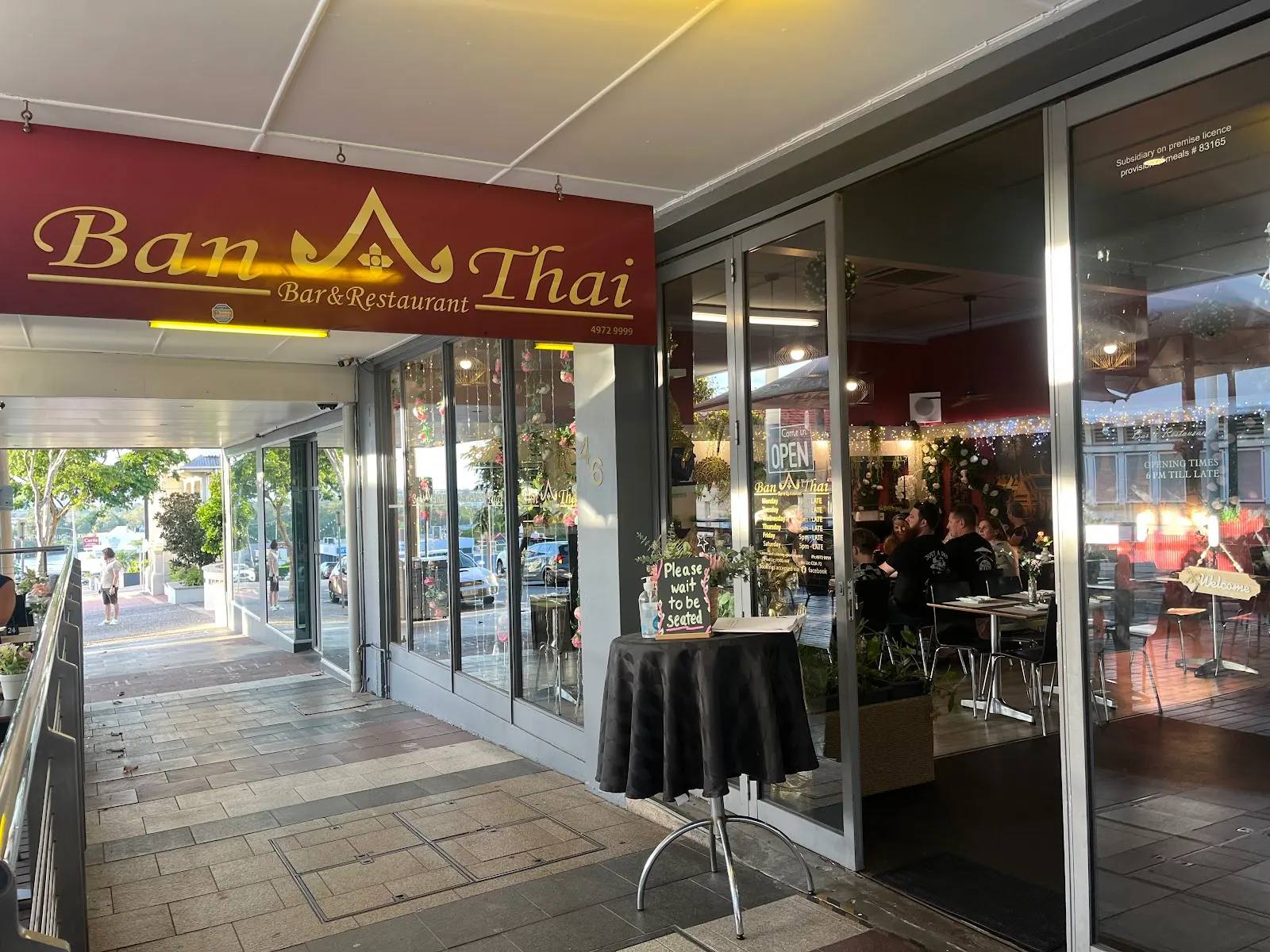 Ban Thai Bar and Restaurant
