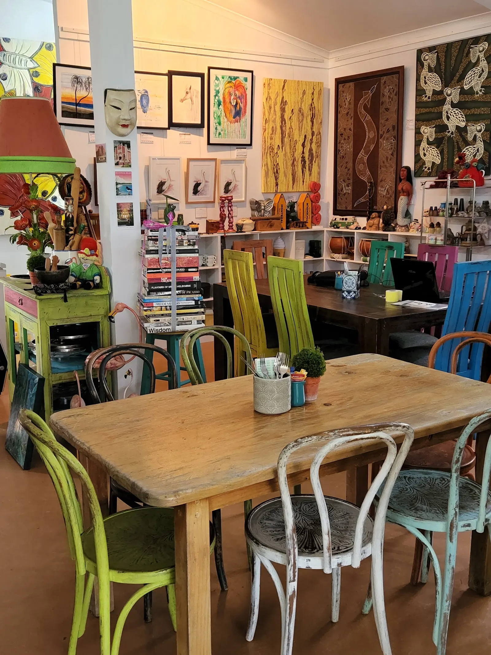 The Happy Apple Cafe