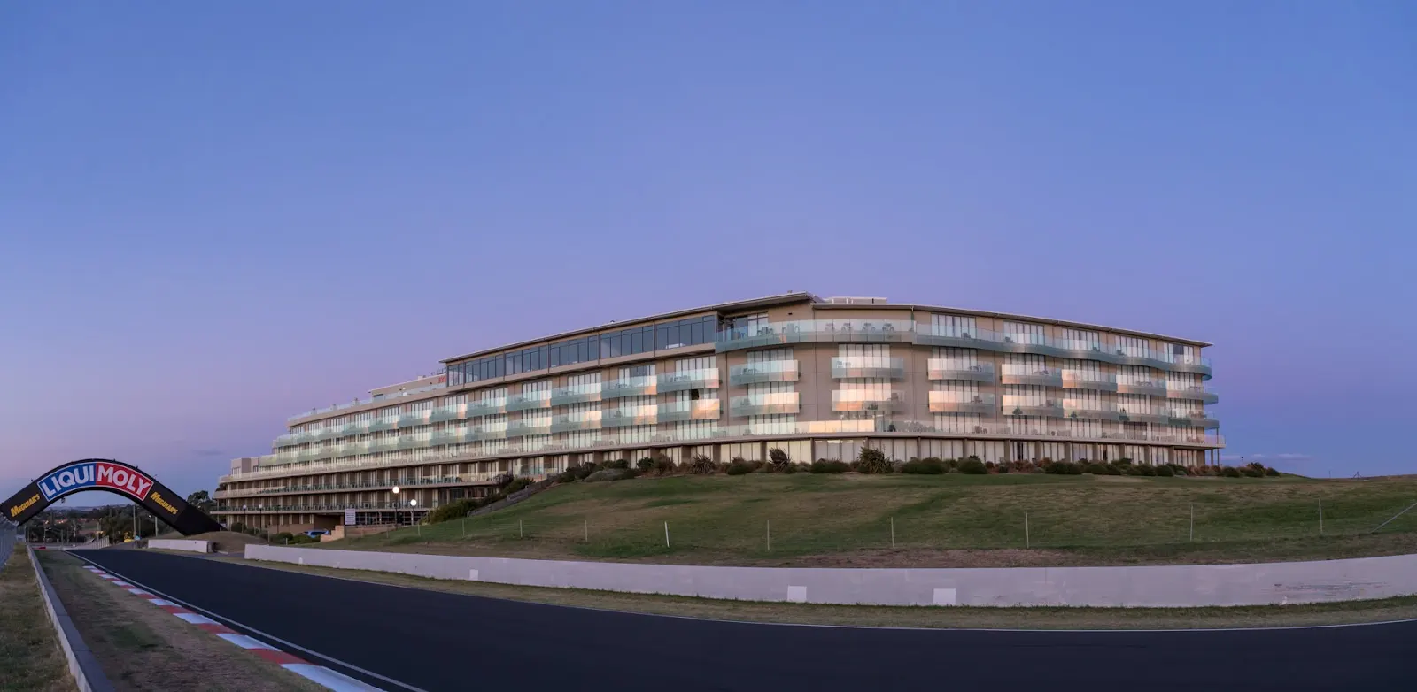 Rydges Mount Panorama Bathurst