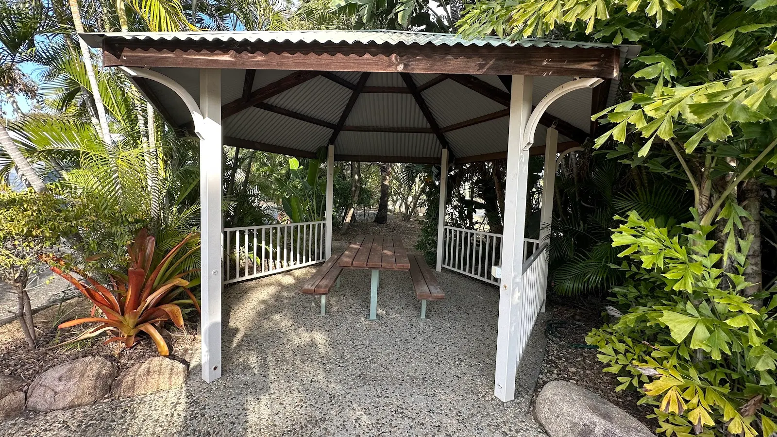 Kin Kora Village Caravan & Residential Park
