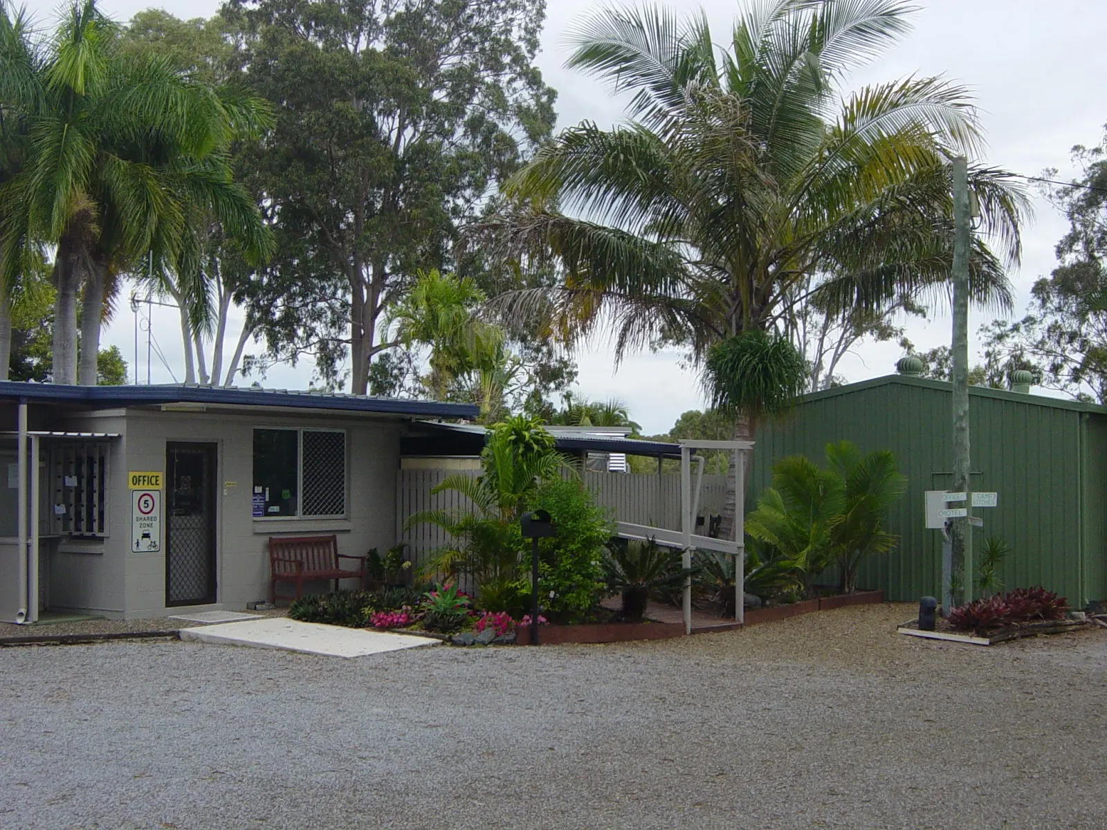 Greenacres Motel Van Park