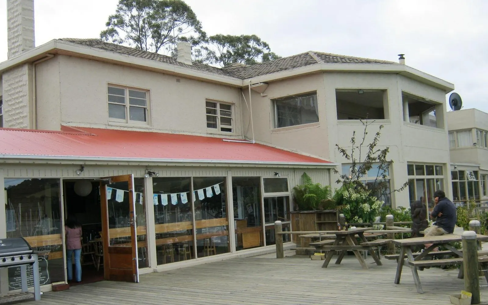 Oyster Cove Inn