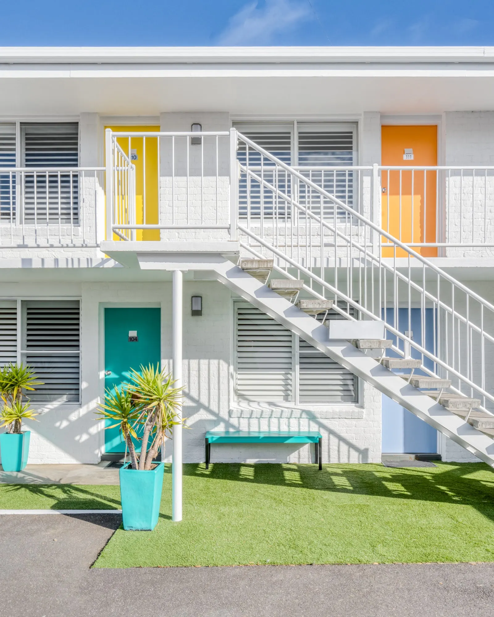 Waves Motel and Apartments