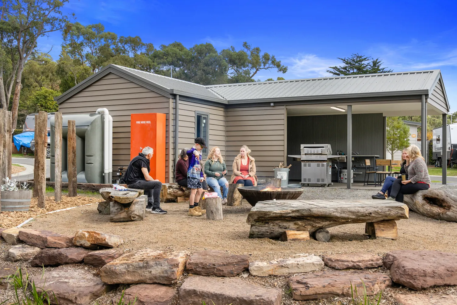 Lilydale Pine Hill Caravan Park