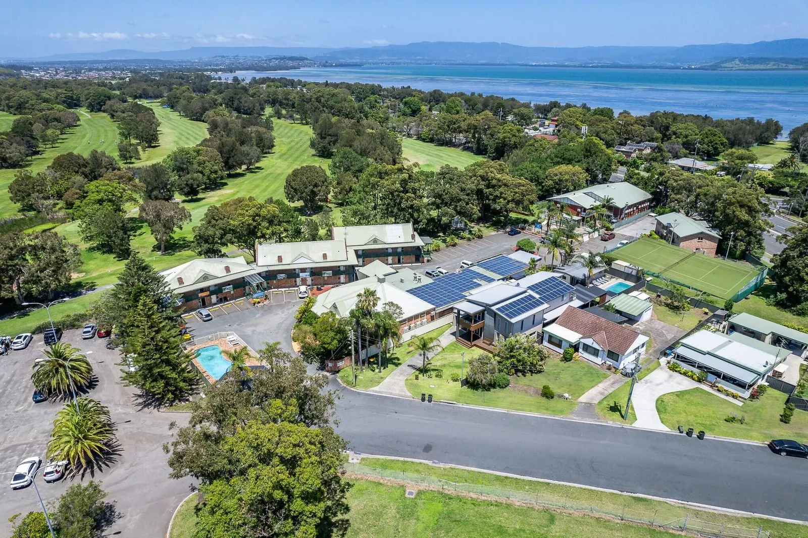 Golf Place Inn