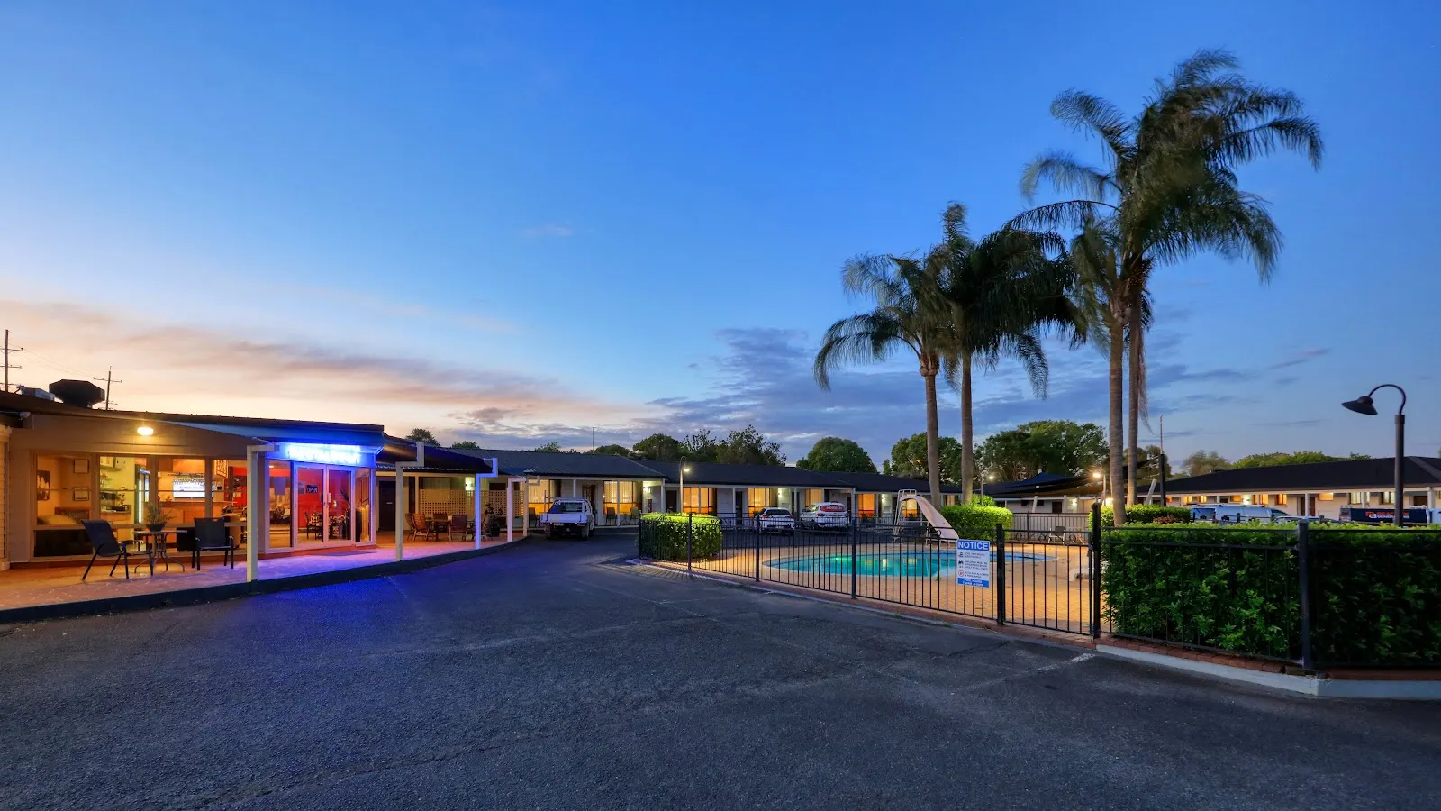 James Street Motor Inn