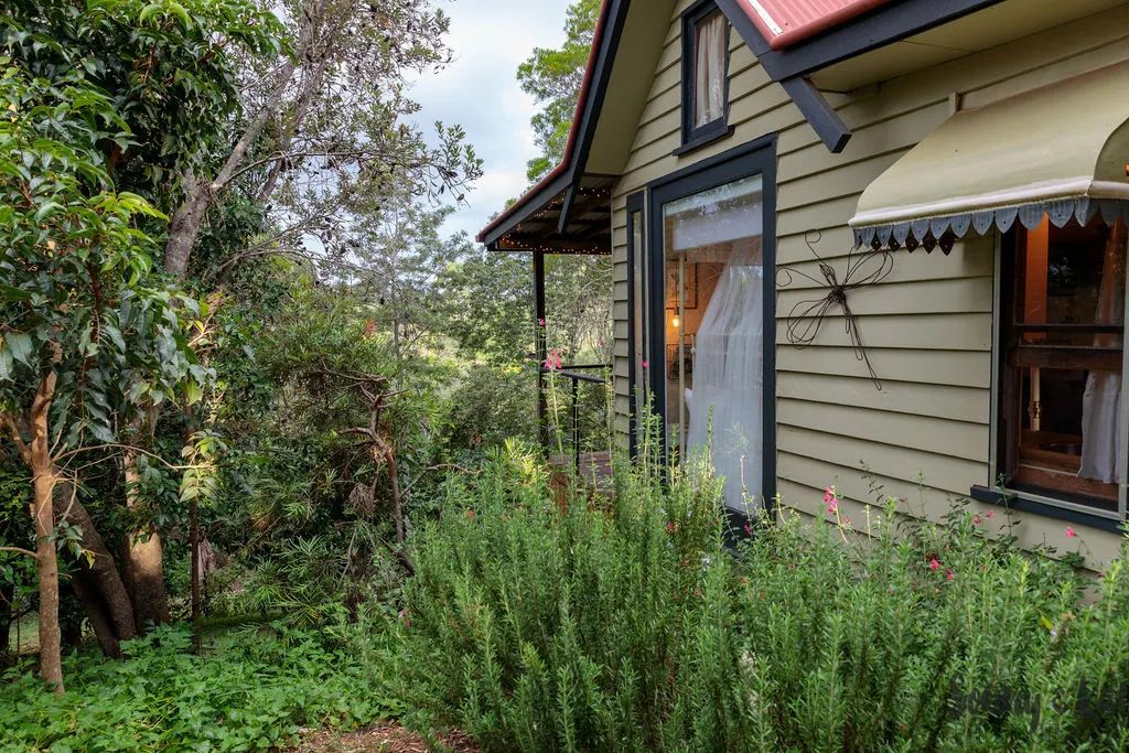 Hazelmont Cottage Bed & Breakfast