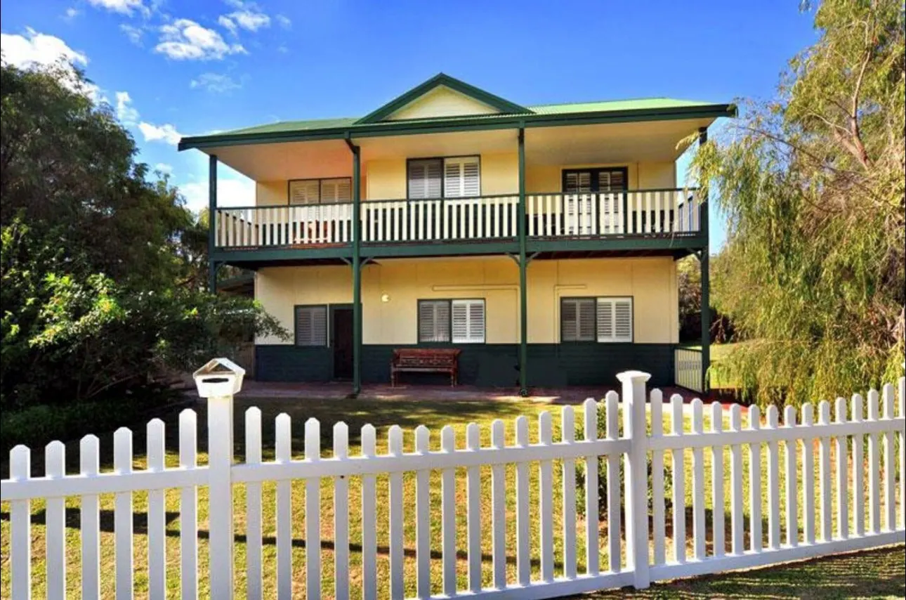 Clem & Tines Vintage Beach House
