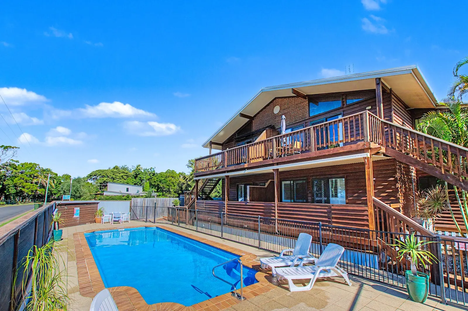 Boat Harbour Studio Apartments & Villas