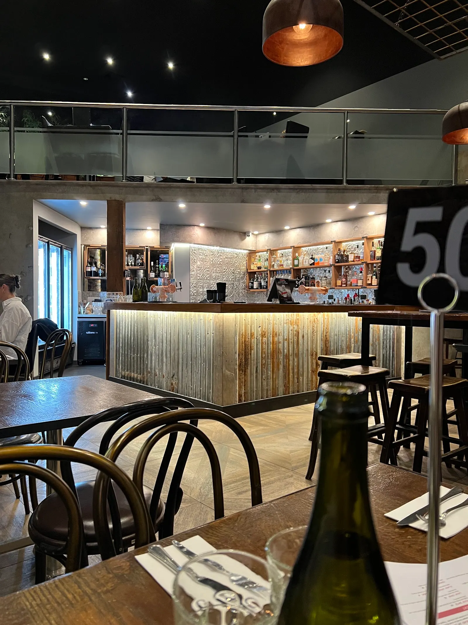 81 Bar & Grill, Berwick