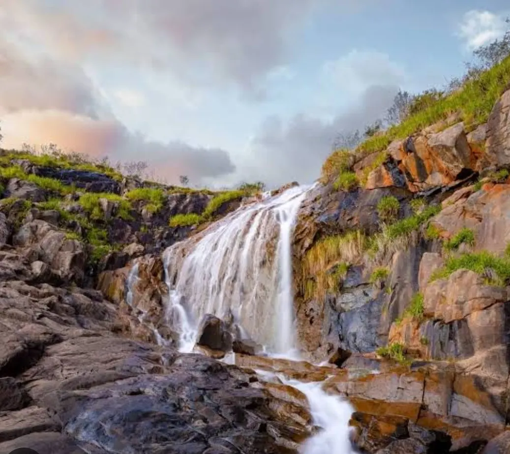 Lesmurdie Falls