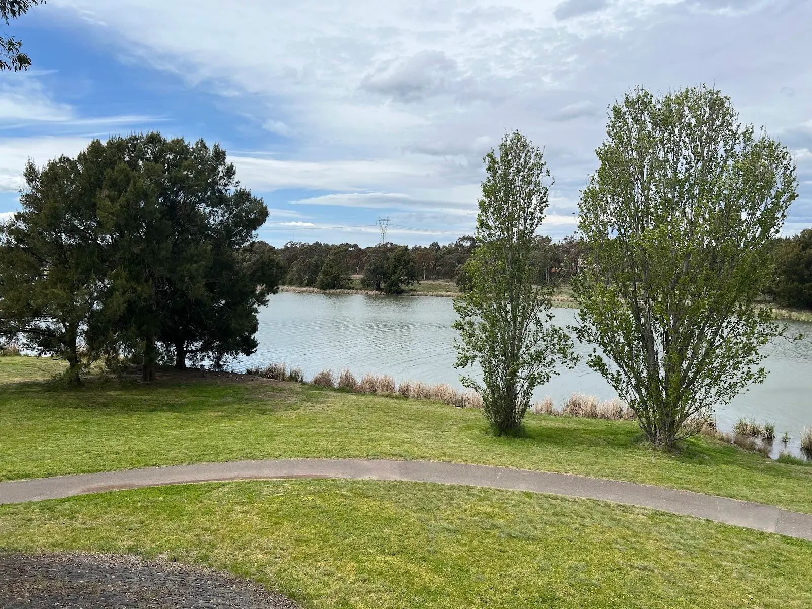 Lake Ginninderra Loop Trail