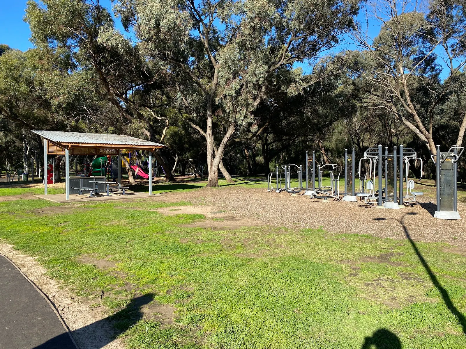 Torrens Linear Track Loop