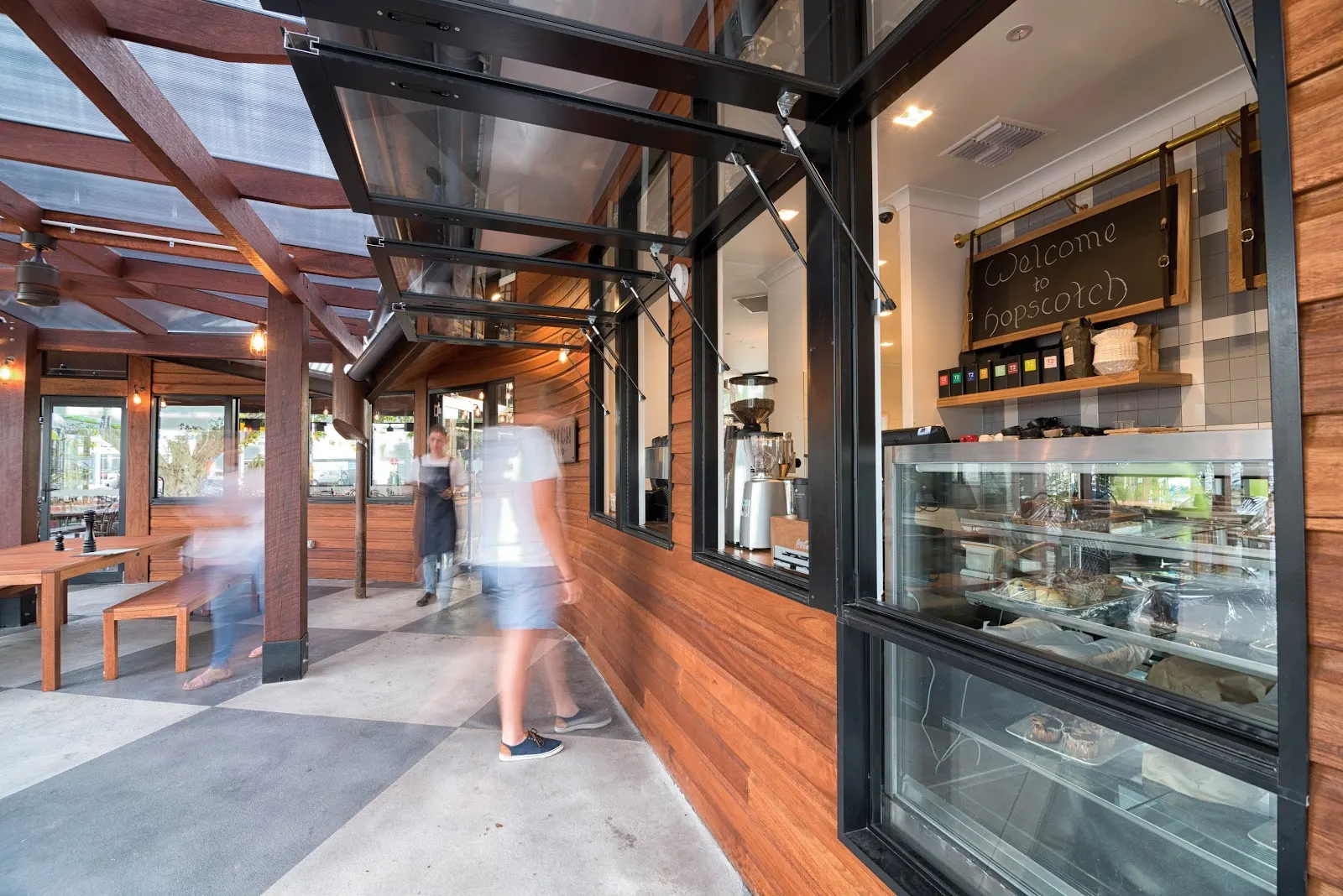 Hopscotch Restaurant & Bar