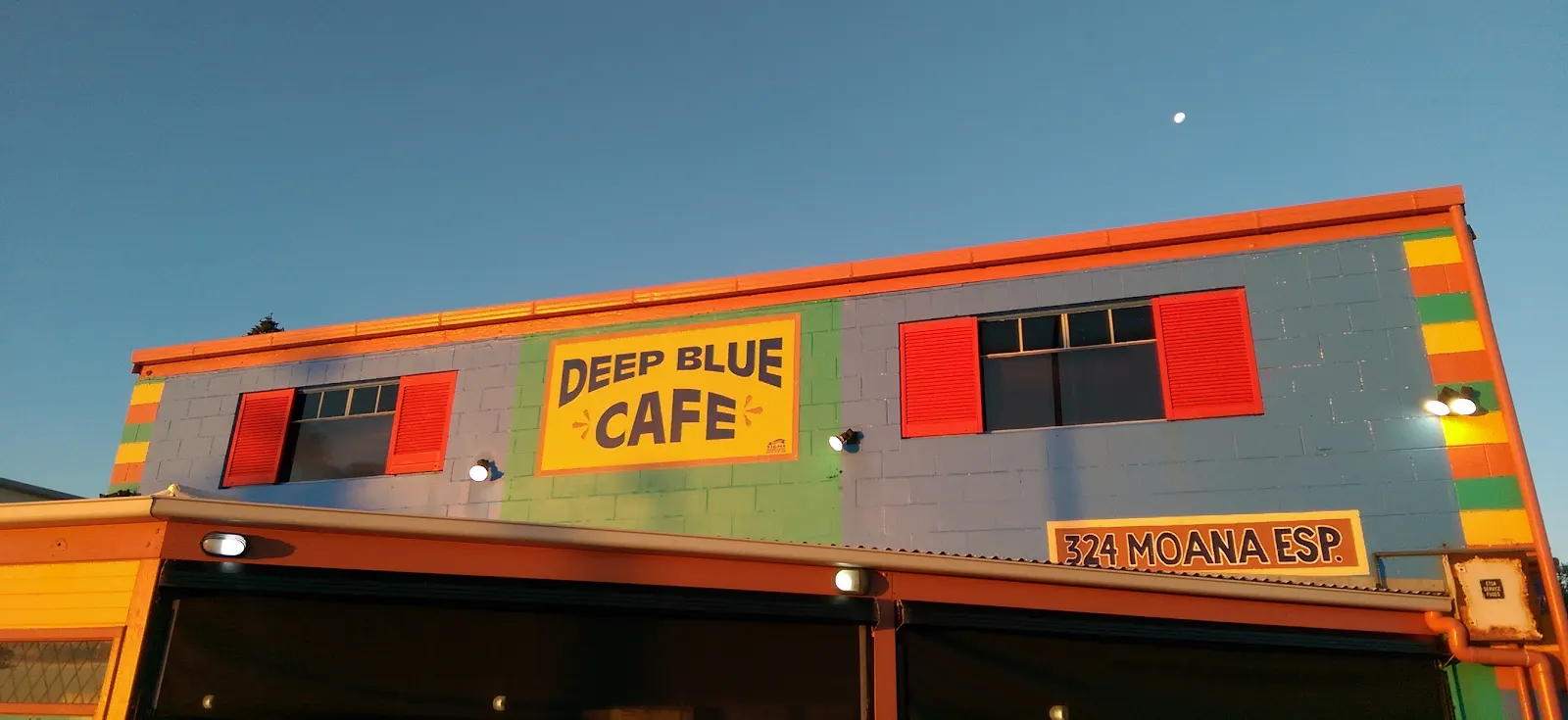 Deep Blue Cafe