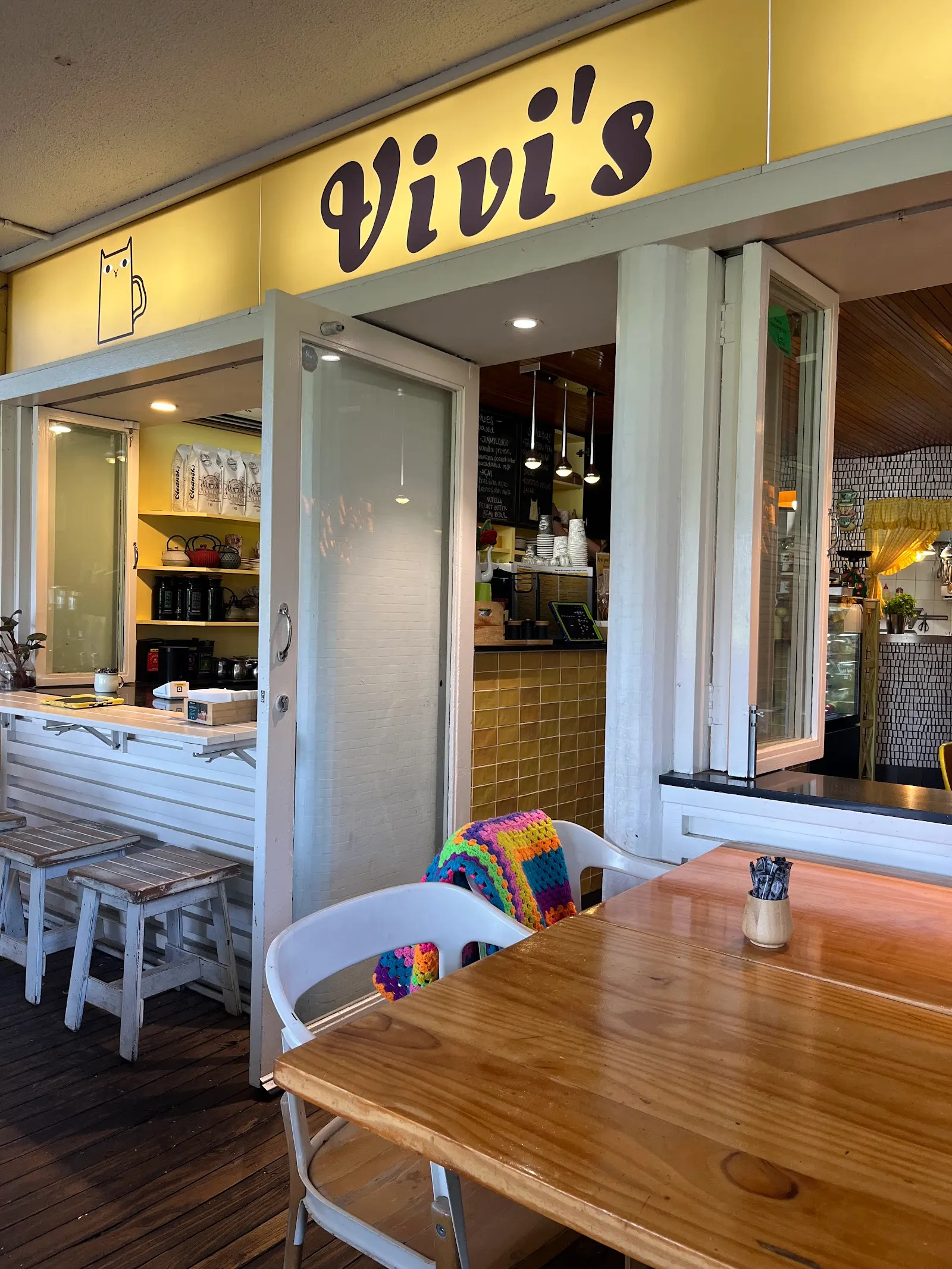Vivi's Cafe