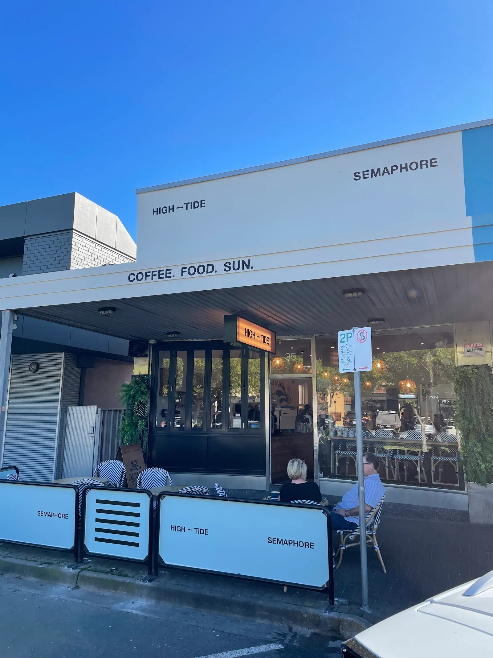 High Tide Cafe