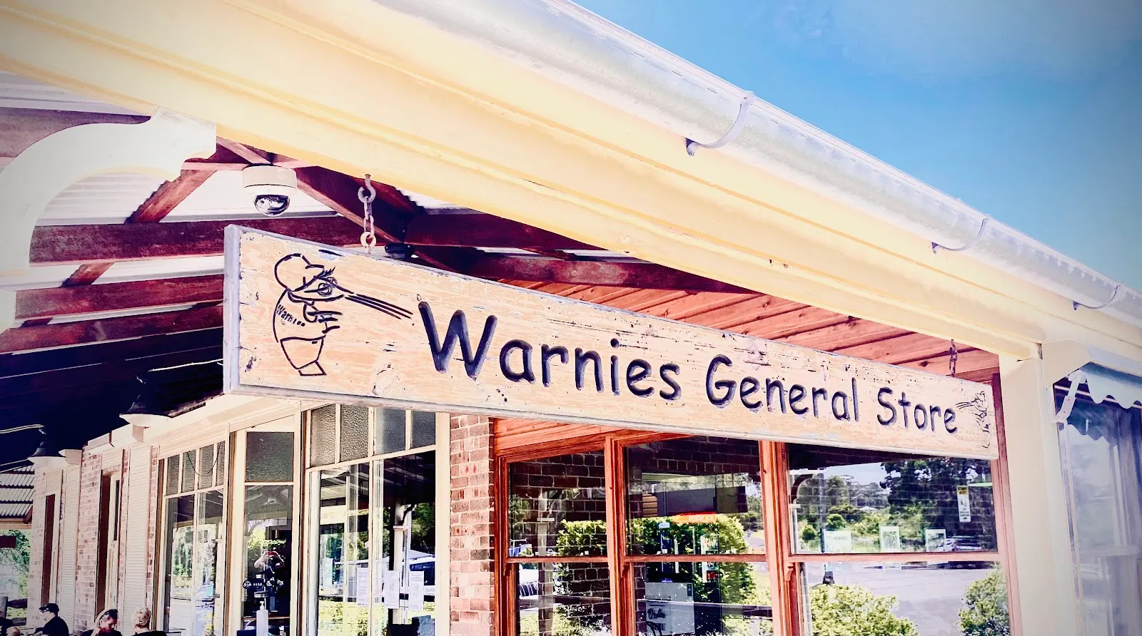 Warnies Cafe