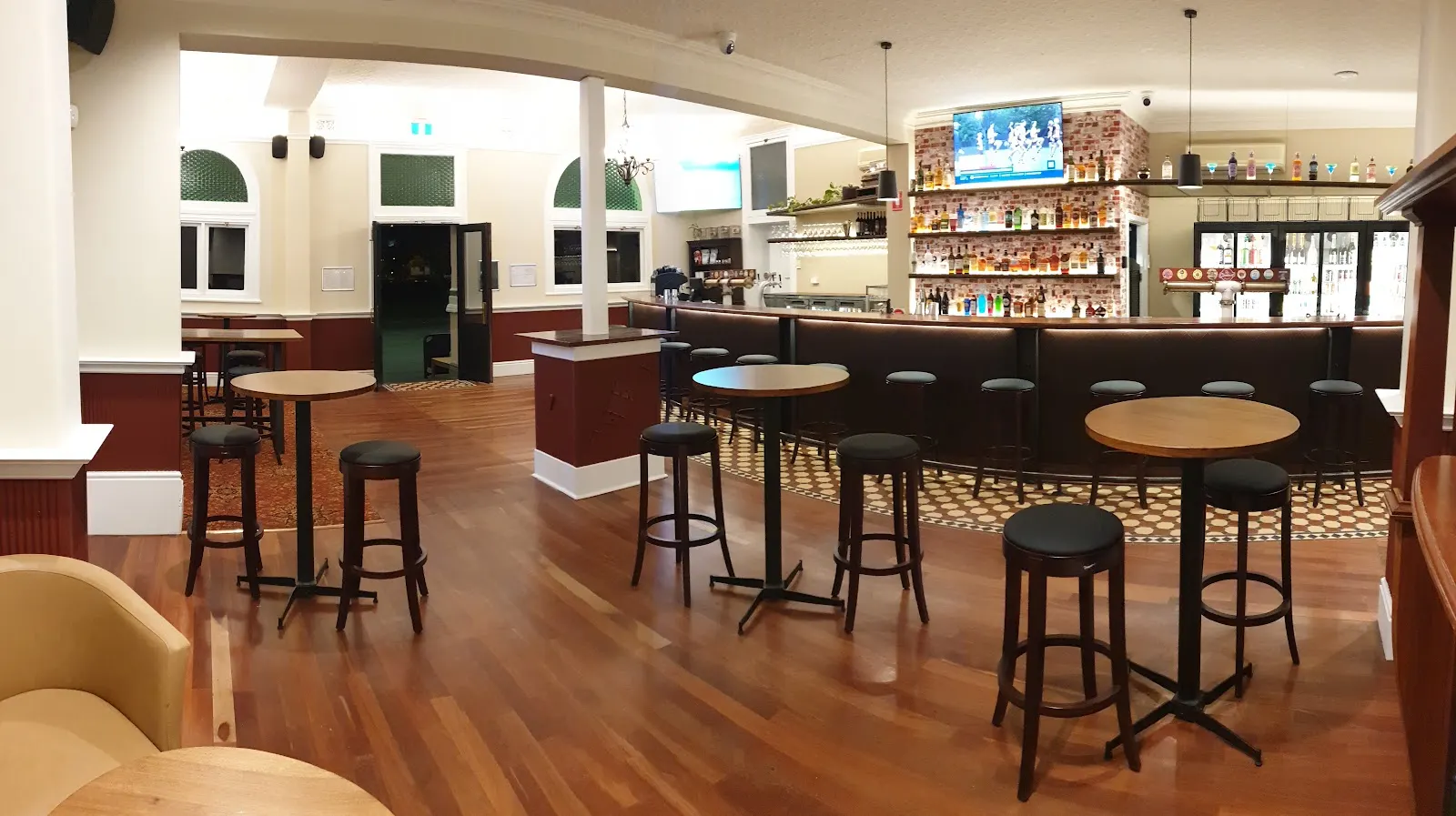 Commercial Bar + Kitchen
