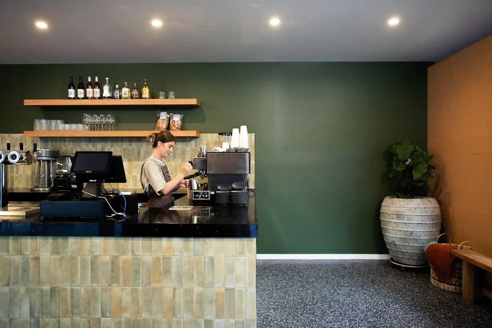 Tallow Cafe & Bar