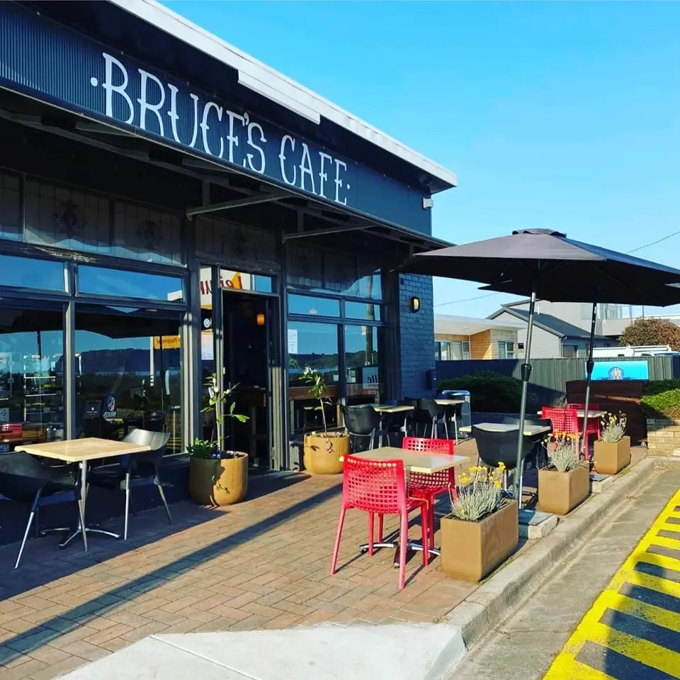 Bruce's Cafe