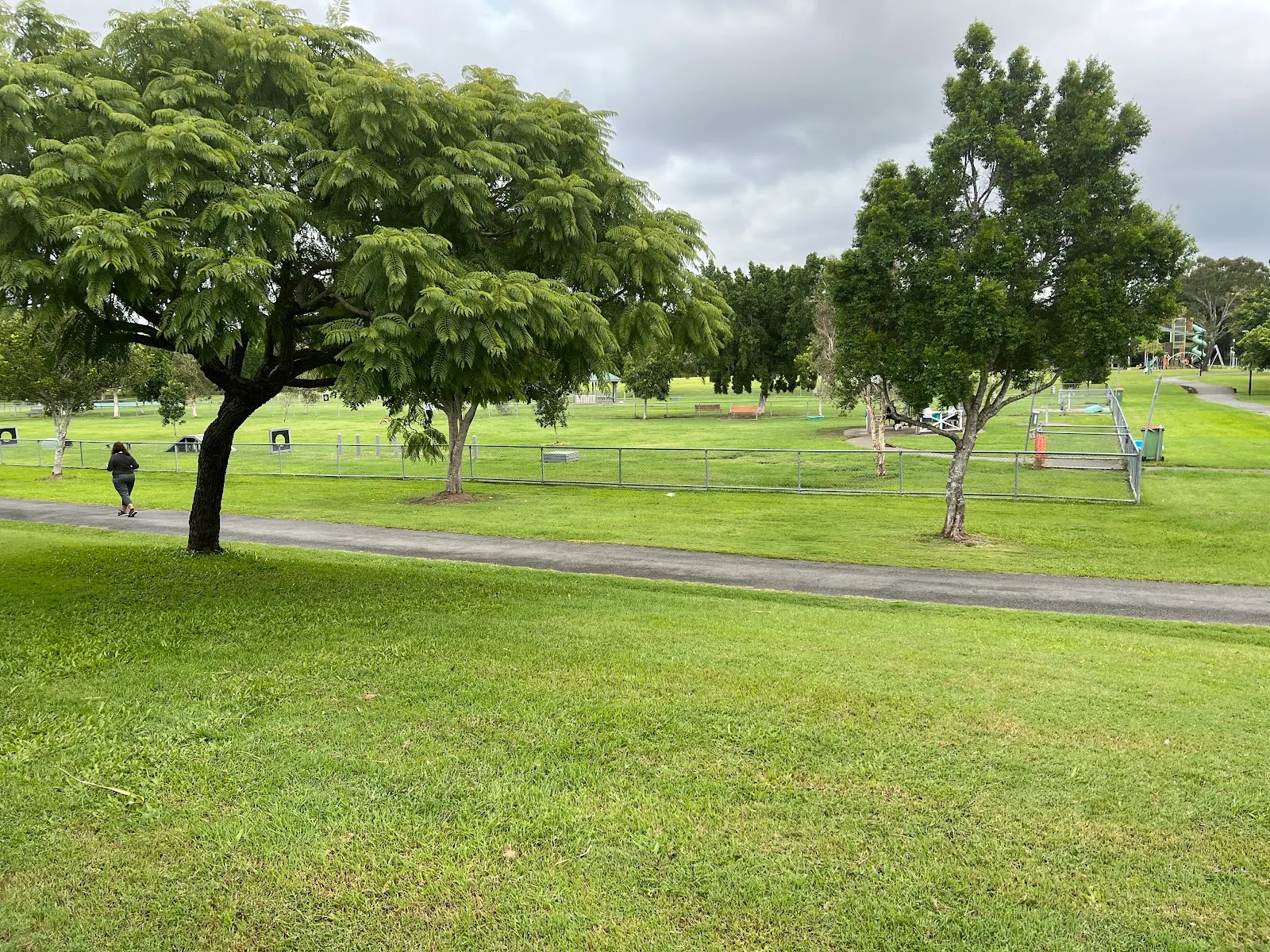 Frascott Park Fenced Dog Park dog park