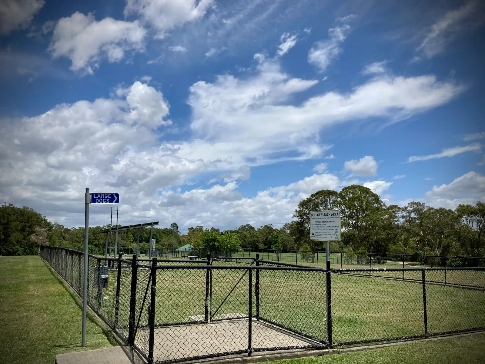 Albert River Fenced Dog Park dog park