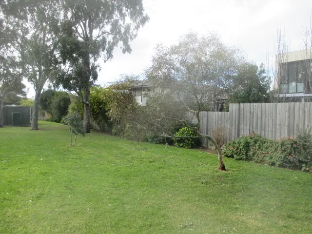 R J Sillitoe Reserve Dog Off Leash Area dog park