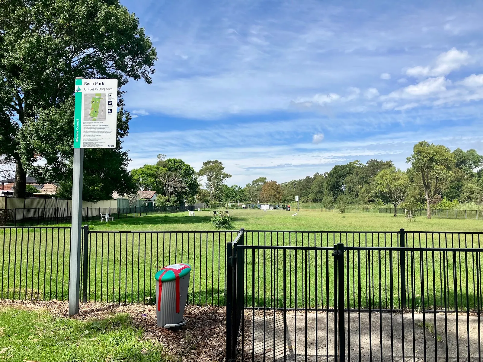 Bona Park Off-leash Dog Area dog park