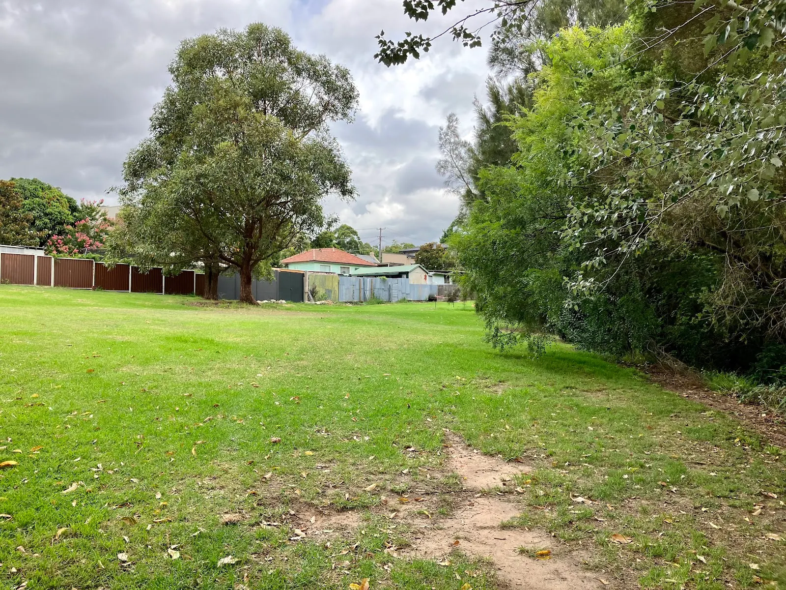 Shepherd Parade Reserve Off Leash Dog Area dog park
