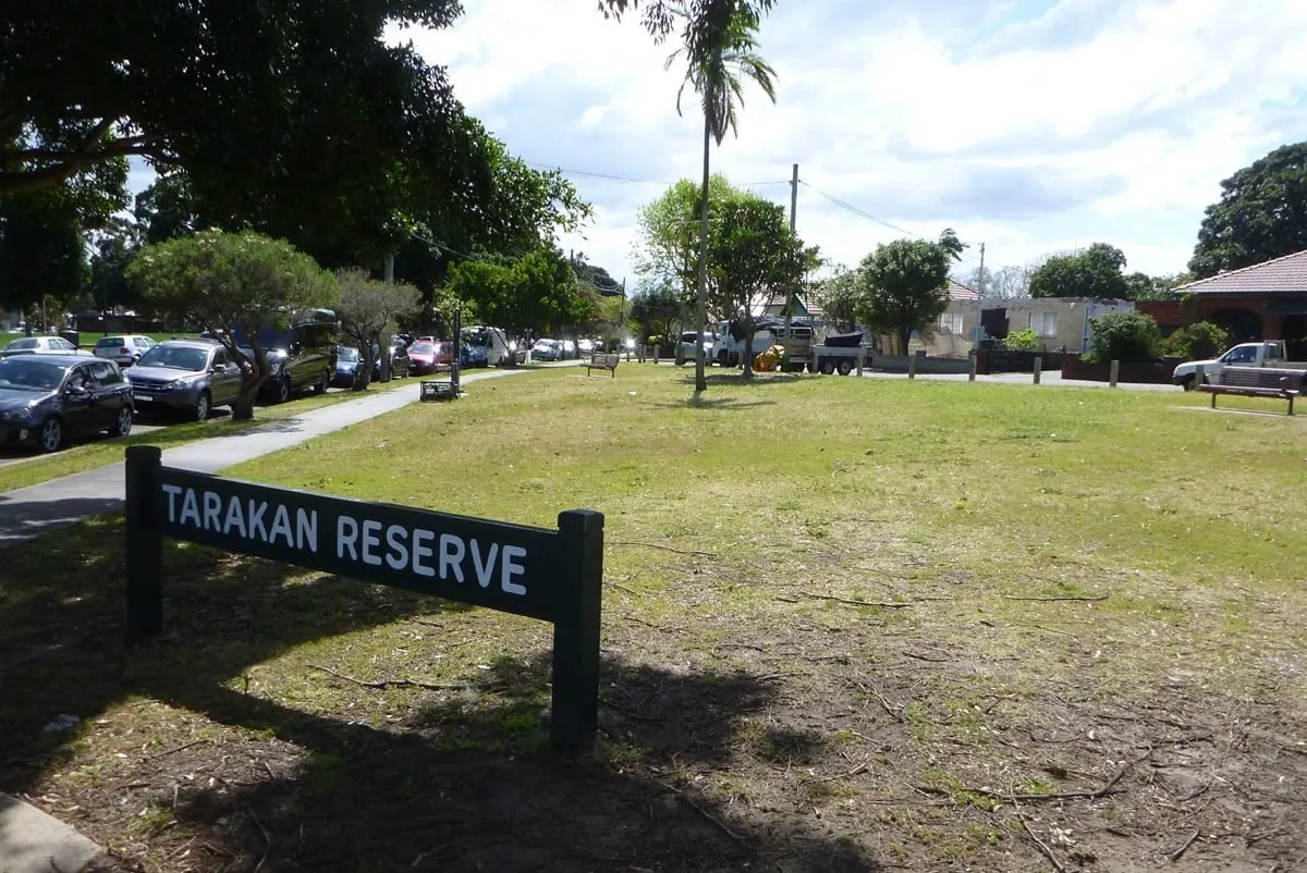 Tarakan Reserve dog park