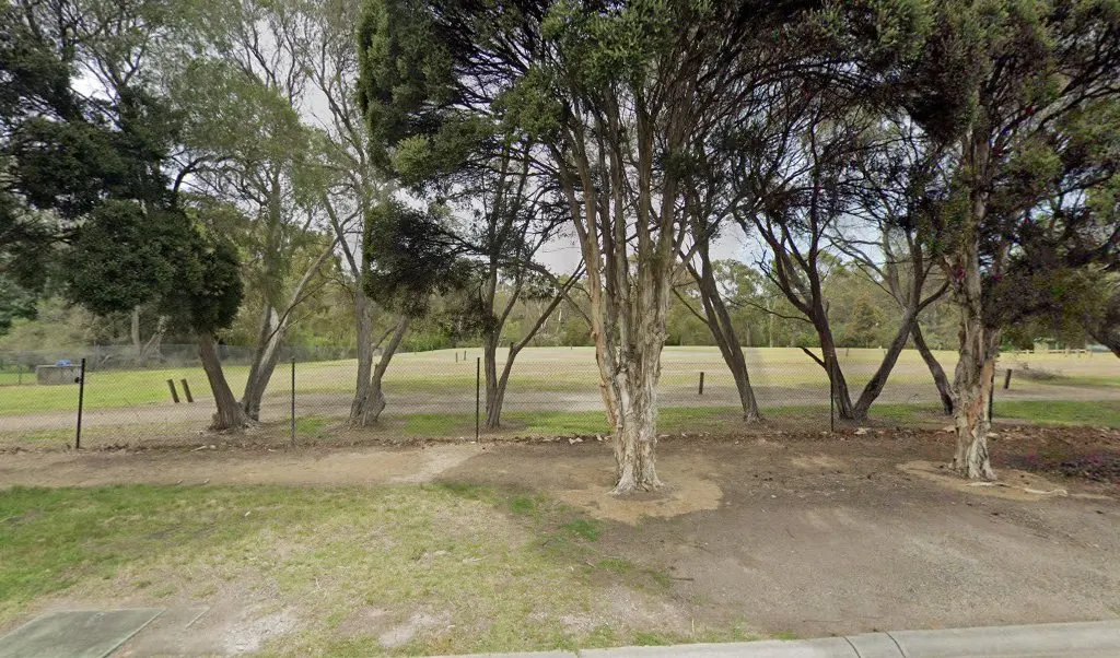 Akoonah Park Dog Off Leash Area dog park