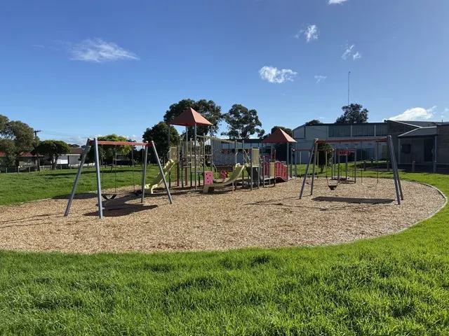 Leo Dineen Reserve Dog Off Leash Area dog park