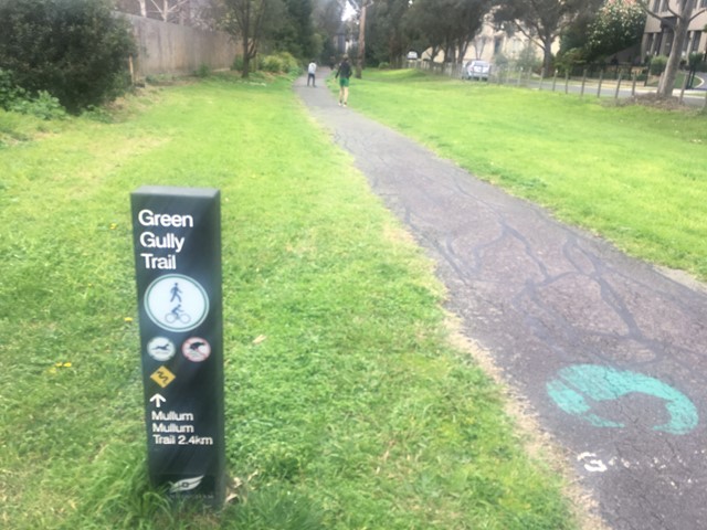 Green Gully Linear Park Dog Off Leash Area dog park